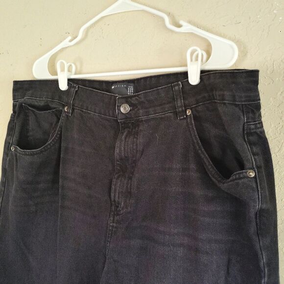 Asos DESIGN Black Wide Leg Denim Jeans Size 16 High Rise Raw Hem - Picture 3 of 8